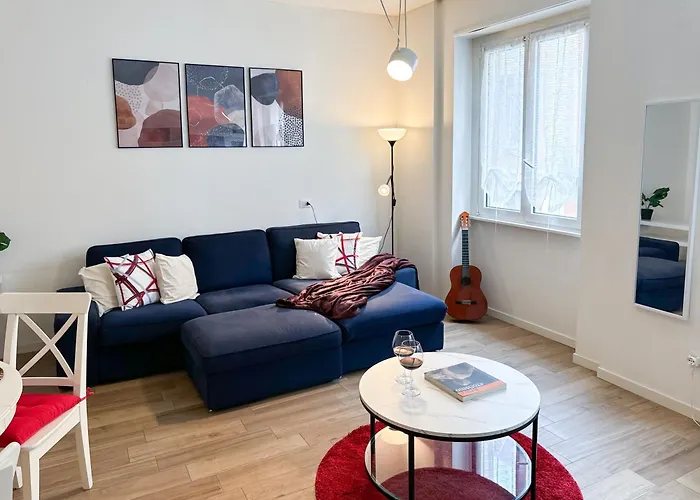 The Best! Fast Wi-Fi & Netflix Milan, Italy